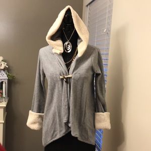 Olsenboye M, Gray cream hood fleece, soft,